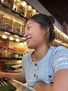 Cherry 029 online show from April 13, 2026, 10:19 am