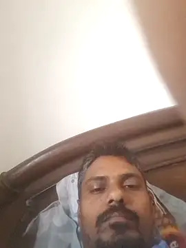 Snapshot of sk022 chatting on May 6, 2026, 2:26 am sk022 online show from May 6, 2026, 2:26 am