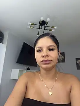 Elara Luxe online show from June 25, 2026, 9:53 pm