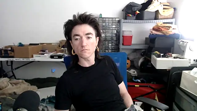 nymphogyny online show from April 17, 2026, 8:22 pm