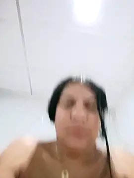 Valentinamorena online show from April 13, 2026, 8:57 pm