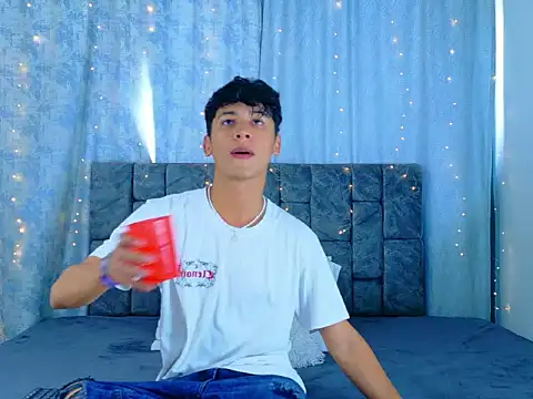 IhanKing online show from May 18, 2026, 7:29 pm