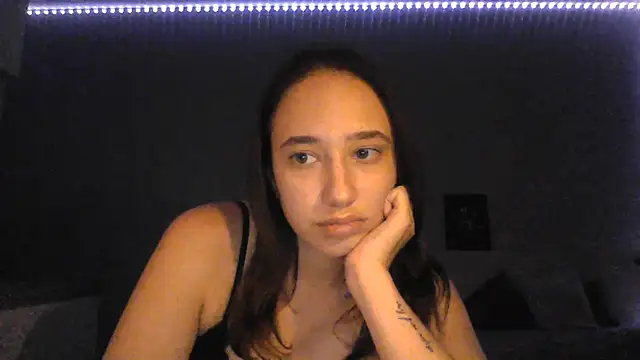 Snapshot of DarkMirel chatting on July 13, 2026, 7:57 pm DarkMirel online show from July 13, 2026, 7:57 pm