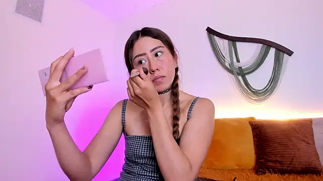 Molly Sweet   online show from July 8, 2026, 4:07 pm