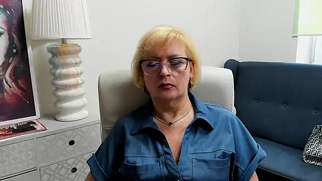 luna xfantasy online show from May 22, 2026, 6:33 am