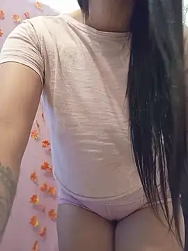 DaniellaGiraldo online show from July 11, 2026, 1:44 pm