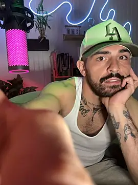 Snapshot of NickyThix chatting on April 14, 2026, 4:06 am NickyThix online show from April 14, 2026, 4:06 am