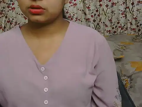 Avni-kumarii online show from May 8, 2026, 3:54 am