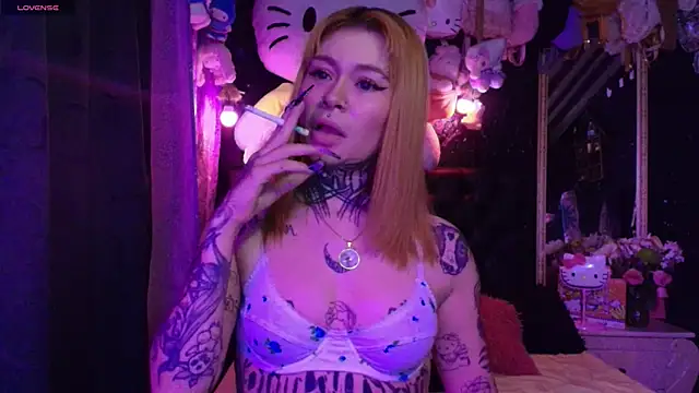 MelodyPrive online show from April 28, 2026, 8:02 pm