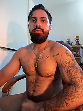 Snapshot of Ryan_Black3 chatting on July 16, 2026, 12:07 am Ryan Black3 online show from July 16, 2026, 12:07 am