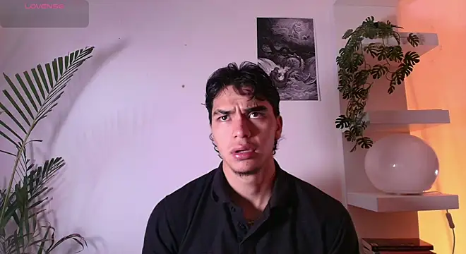 andyypalmer  online show from May 13, 2026, 10:55 am