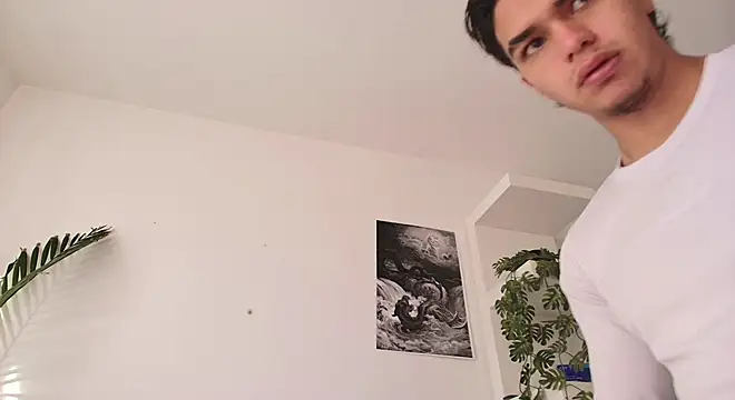 andyypalmer  online show from May 23, 2026, 12:26 pm