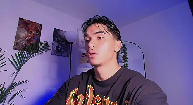 andyypalmer  online show from July 6, 2026, 5:36 am