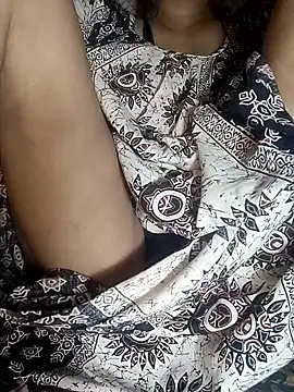 Boudisex69 online show from May 17, 2026, 5:35 pm