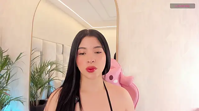 imnikaa  online show from June 30, 2026, 1:33 pm