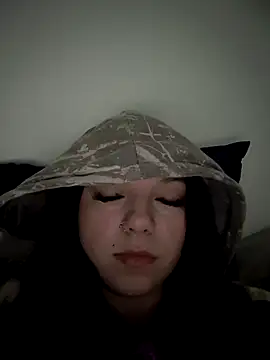 euphoria60 online show from April 15, 2026, 8:42 am