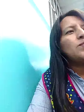 Snapshot of Gaby_lulu chatting on April 15, 2026, 6:56 pm Gaby lulu online show from April 15, 2026, 6:56 pm