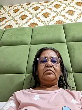 Snapshot of Shalini3456 chatting on May 21, 2026, 10:29 pm Shalini3456 online show from May 21, 2026, 10:29 pm