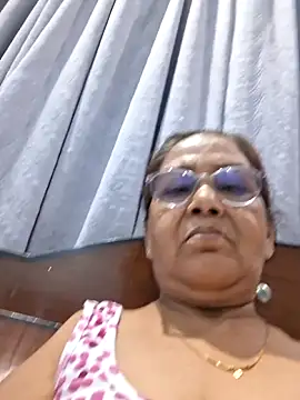 Snapshot of Shalini3456 chatting on May 24, 2026, 4:18 pm Shalini3456 online show from May 24, 2026, 4:18 pm