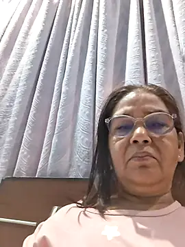 Snapshot of Shalini3456 chatting on May 24, 2026, 4:12 am Shalini3456 online show from May 24, 2026, 4:12 am