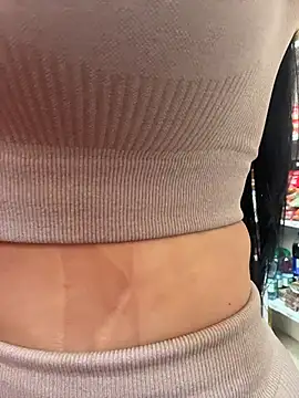 Snapshot of Sara_fun chatting on December 14, 2025, 5:18 pm Sara fun online show from December 14, 2025, 5:18 pm