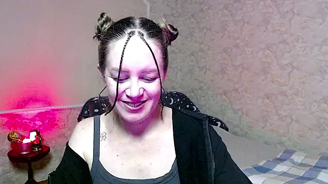 Fern Lust online show from May 25, 2026, 12:04 pm
