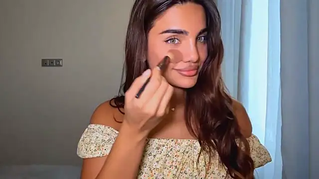 MelindaReny online show from April 20, 2026, 1:13 pm