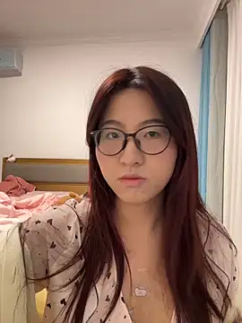 pinkouou online show from May 2, 2026, 3:06 pm