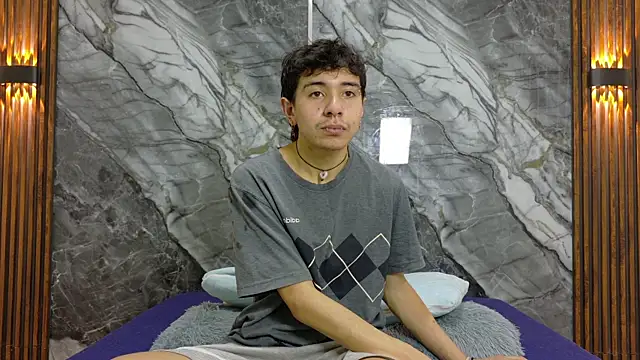 NoahWalker   online show from July 12, 2026, 11:00 am