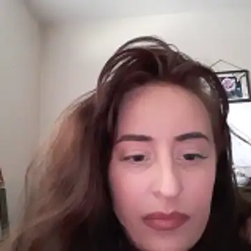 Honey7569 online show from April 15, 2026, 6:34 pm