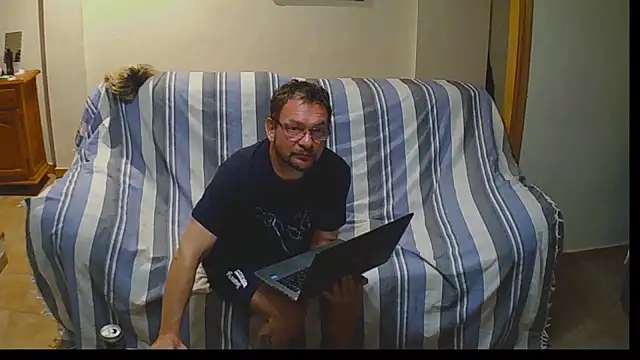 Custard-Lovers online show from July 12, 2026, 9:04 pm