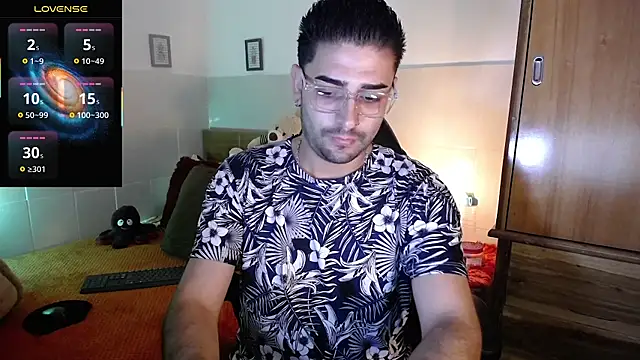 Snapshot of andders_ chatting on July 25, 2026, 9:10 pm andders online show from July 25, 2026, 9:10 pm