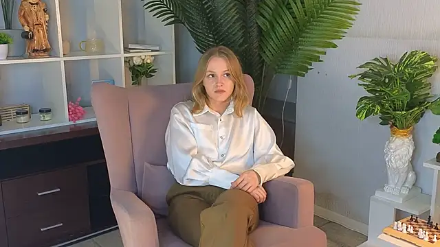 AliseVeals online show from April 17, 2026, 2:31 pm