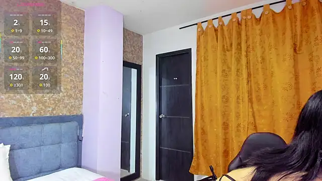 Naughtymilfx   online show from April 21, 2026, 11:17 am