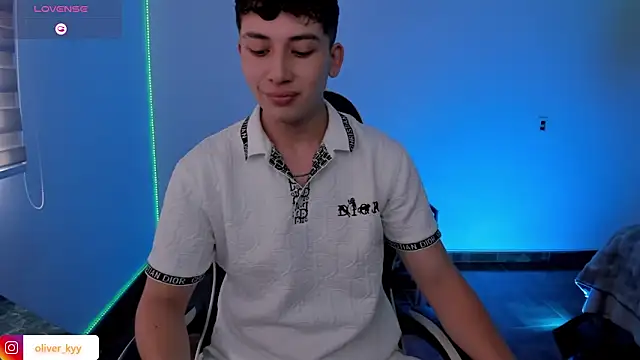OLIVER K online show from May 29, 2026, 9:32 pm