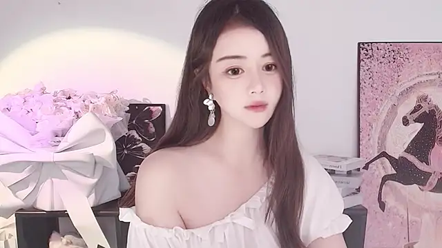 Moon-66 online show from April 26, 2026, 11:35 pm