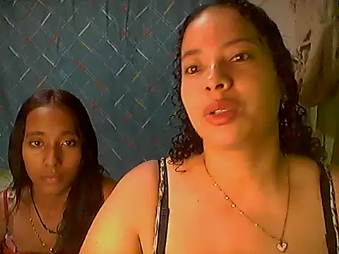 DivaCaliente1 online show from June 30, 2026, 1:33 pm