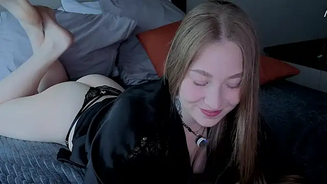ShowmeYourfetish online show from June 11, 2026, 5:37 am