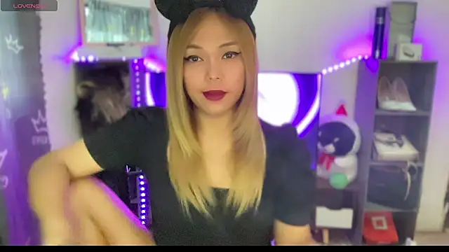 hannaBaby lisyos11 online show from June 10, 2026, 12:56 am