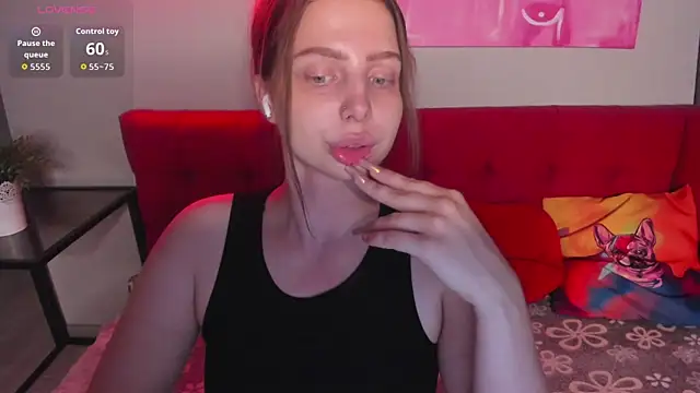 ReneeBlair online show from July 10, 2026, 2:00 am
