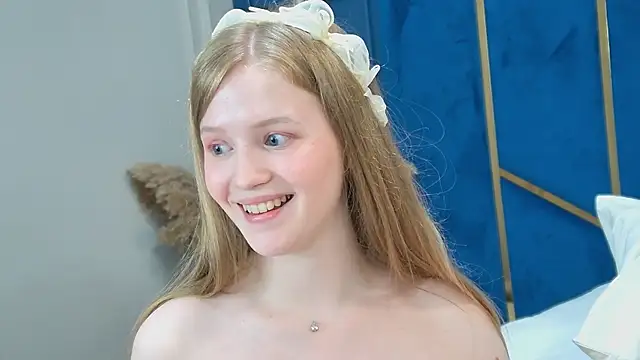 Snapshot of LilianHowards chatting on July 8, 2026, 1:12 pm LilianHowards online show from July 8, 2026, 1:12 pm
