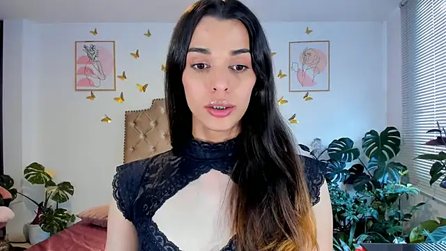 bella grego online show from May 22, 2026, 7:23 pm