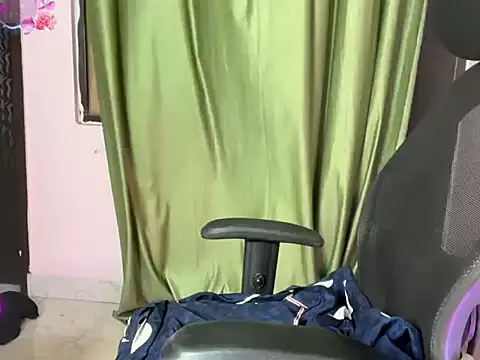 Sexy Sunanda Bhabhi  online show from May 4, 2026, 5:00 am