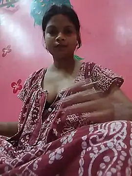 Simupaul001 online show from June 17, 2026, 9:47 pm