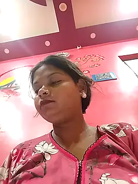 Simupaul001 online show from May 31, 2026, 9:59 pm