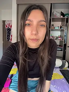 Soffy 20 online show from April 23, 2026, 6:31 pm