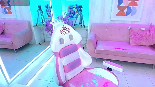 Snapshot of Sofi_monroeee chatting on June 23, 2026, 8:18 pm Sofi monroeee online show from June 23, 2026, 8:18 pm