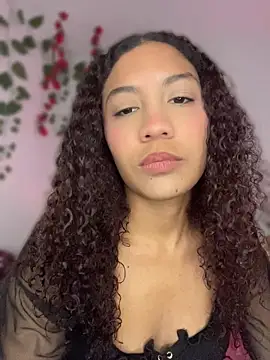 Daphnne Curly online show from May 10, 2026, 1:31 am