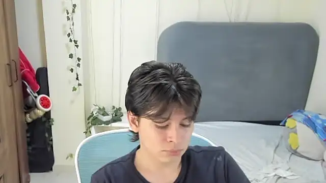 Snapshot of Felixzyn chatting on June 28, 2026, 7:09 pm Felixzyn online show from June 28, 2026, 7:09 pm