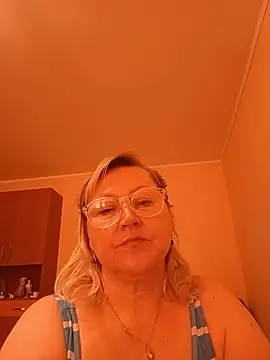 Snapshot of I_amVeronicle chatting on June 28, 2026, 3:40 pm I amVeronicle online show from June 28, 2026, 3:40 pm